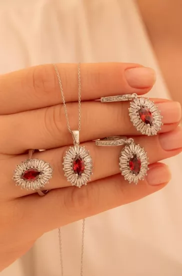 Vog Kadın Gümüş Set - Mekik Model Yakut Taşlı Baget Süslemeli Rodyumlu Kadın Set