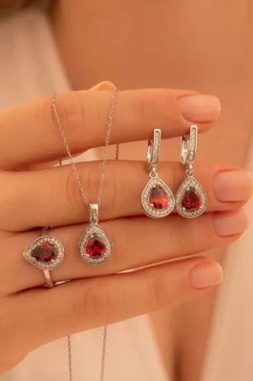 Vog Kadın Gümüş Set - Mekik Model Yakut Taşlı Zirkon Süslemeli Rodyumlu Kadın Set