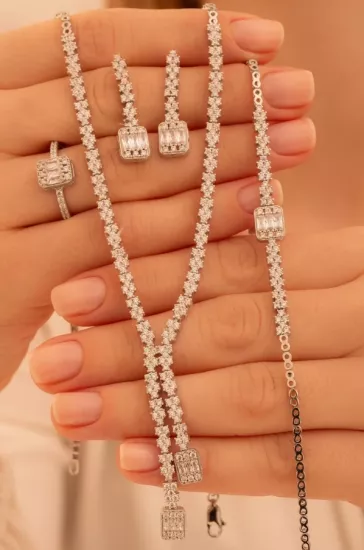Vog Kadın Gümüş Takı Seti - Sultan Baget Taşlı Zirkon Süslemeli Kolye, Bileklik, Yüzük, Küpe Tam Set