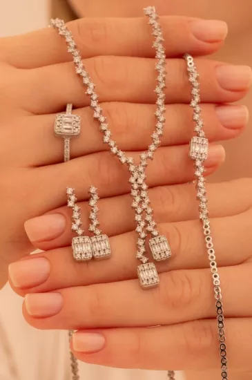 Vog Kadın Gümüş Takı Seti - Nazlı Baget Zirkon Taşlı Kolye, Bileklik, Yüzük, Küpe Tam Set