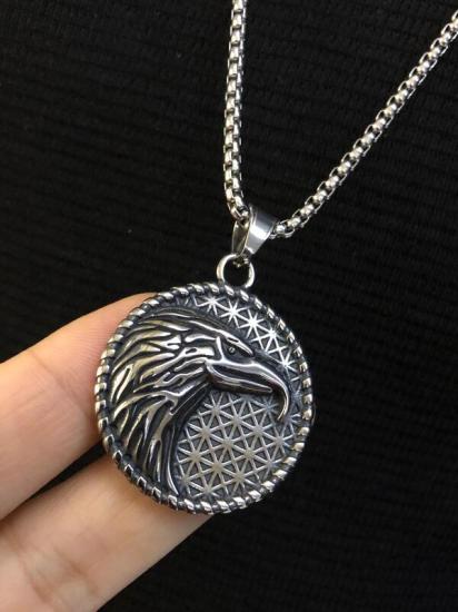 Kartal Motifli Bjk Erkek Çelik Kolye • Işıklı Kutuda • Sevgiliye • Eşe • Babaya • Arkadaşa Kolye