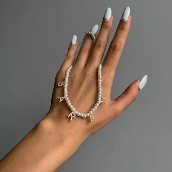 Vog Dizi İnci V Harf İsimli Şık Tasarım 925 Ayar Gümüş Sevgiliye,Anneye,Eşe,Arkadaşa Hediye Kolye