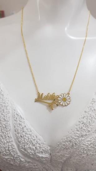 Melike Yazılı Papatya İsim Kolye 925 Ayar Gümüş • Sevgiliye • Eşe  • Anneye Hediye Kolye