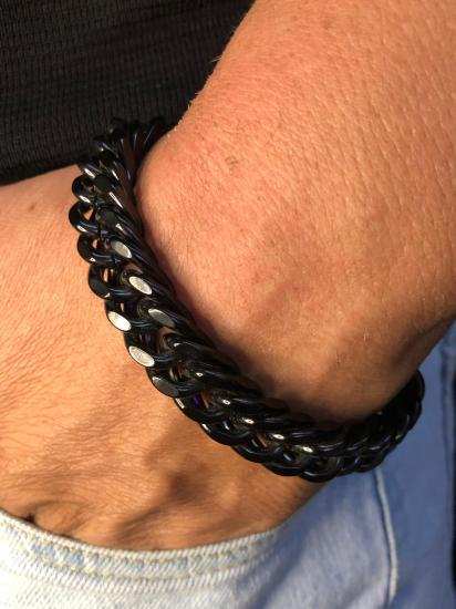 Kalın Çelik Siyah Gurmet Erkek Bileklik • Işıklı Kutuda Sevgiliye • Eşe • Babaya Bileklik