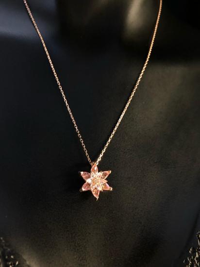 Vog Pembe Taşlı Lotus Çiçeği 925 Ayar Gümüş Sevgiliye,Eşe,Anneye,Arkadaşa Hediye Kolye