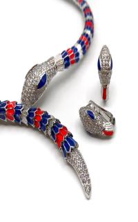 Vog Bulgari Model Yılan (snake) 2 Renk Mavi Ve Kırmızı Mineli Kolye Ve Küpe 1.sınıf Vip Çelik