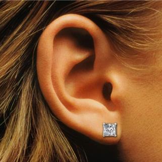 Çivi Model Prenses Kesim Kare Zirconia Küpe 6mm  925 Ayar Beyaz Renk Küpe Sarı,Roze Seçeneği