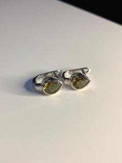 VOG DAMLA KESİM ZULTANİT TAŞLI BEYAZ RENK GÜMÜŞ KÜPE