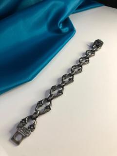 VOG GOTİK TASARIM  ASLAN KAFASI KİLİT DETAYLI ŞIK TASARIM OKSİDE ERKEK 925 AYAR GÜMÜŞ BİLEKLİK