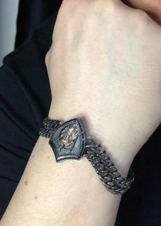 VOG GOTİK TASARIM MIZRAKLI ŞOVALYE OKSİDE ERKEK 925 AYAR GÜMÜŞ BİLEKLİK