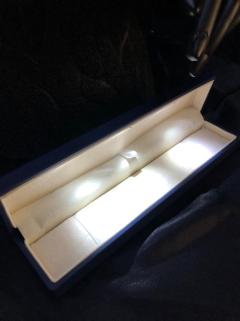 VOG IŞIKLI LACİVERT RENK PIRLANTA,ALTIN VE GÜMÜŞ BİLEKLİK KUTUSU