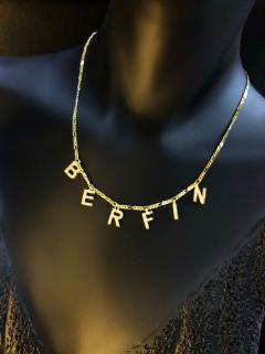 VOG KİŞİYE ÖZEL BERFİN YAZILI TAŞLI HARFLERDEN İSİM KOLYE