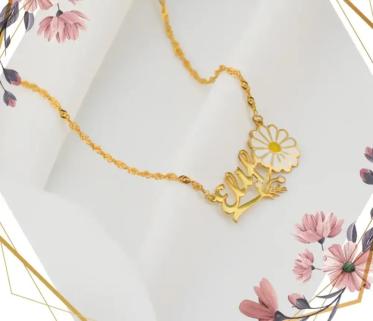 VOG KİŞİYE ÖZEL ELİF YAZILI PAPATYA İSİM KOLYE 925 AYAR GÜMÜŞ SARI RENK ROZE,BEYAZ RENK SEÇENEĞİ