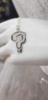 Vog Unisex Kişiye Özel Soru İşareti 925 Ayar Gümüş Beyaz Renk Kolye