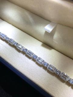 VOG SU YOLU PIRLANTA MONTÜR BAGET VE 4 TIRNAK MODEL ZİRCONİA TAŞLI 925 AYAR GÜMÜŞ  BİLEKLİK