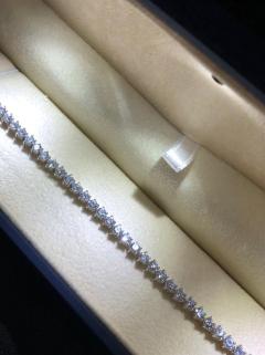 VOG SU YOLU 5 TIRNAK ZİRCONİA TAŞLI 925 AYAR GÜMÜŞ BİLEKLİK