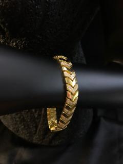 Vog Taşlı V Model Sarı Renk 925 Ayar Gümüş Sevgiliye - Eşe - Anneye - Arkadaşa Hediye Bileklik