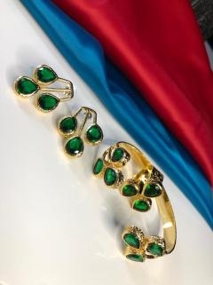 Vog Yeşil Damla Taşlı Şık Tasarım Pirinç Üzeri 24 Ayar Altın Kapklama 3 Lü Set Bilezik,Yüzük,Küpe 