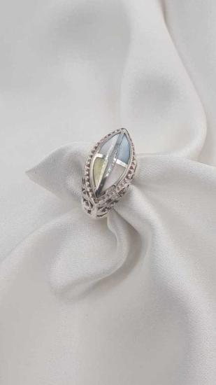 Vog Renkli Sedef Taşlı 925 Ayar Gümüş Sevgiliye,Anneye,Eşe,Arkadaşa Hediye Yüzük