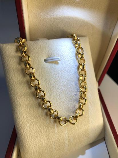 Dodge Design Altın Tasarım Altın Renk Çelik Kolye • Işıklı Kutuda • Sevgiliye • Eşe • Anneye Kolye