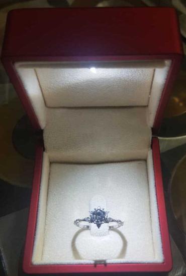 Pırlanta Montür Lotus Aşk Güneşi 925 Ayar Gümüş Sevgiliye Eşe Evlilik Teklifi Tektaş Yüzük