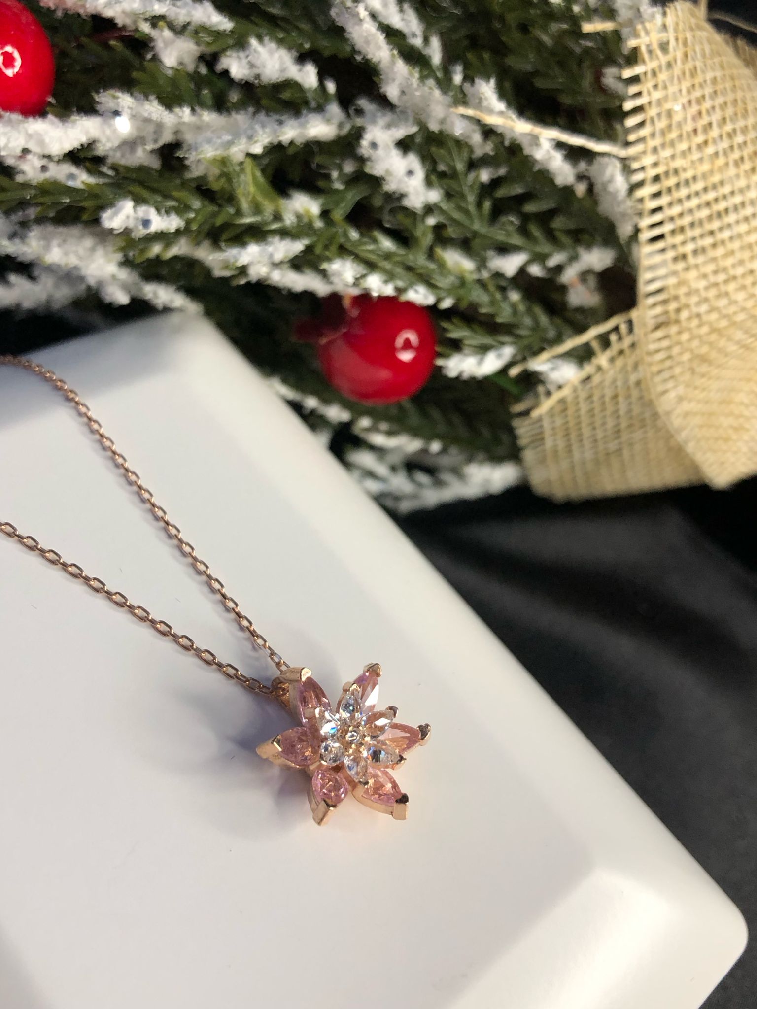  Vog Pembe Taşlı Lotus Çiçeği 925 Ayar Gümüş Sevgiliye,Eşe,Anneye,Arkadaşa Hediye Kolye