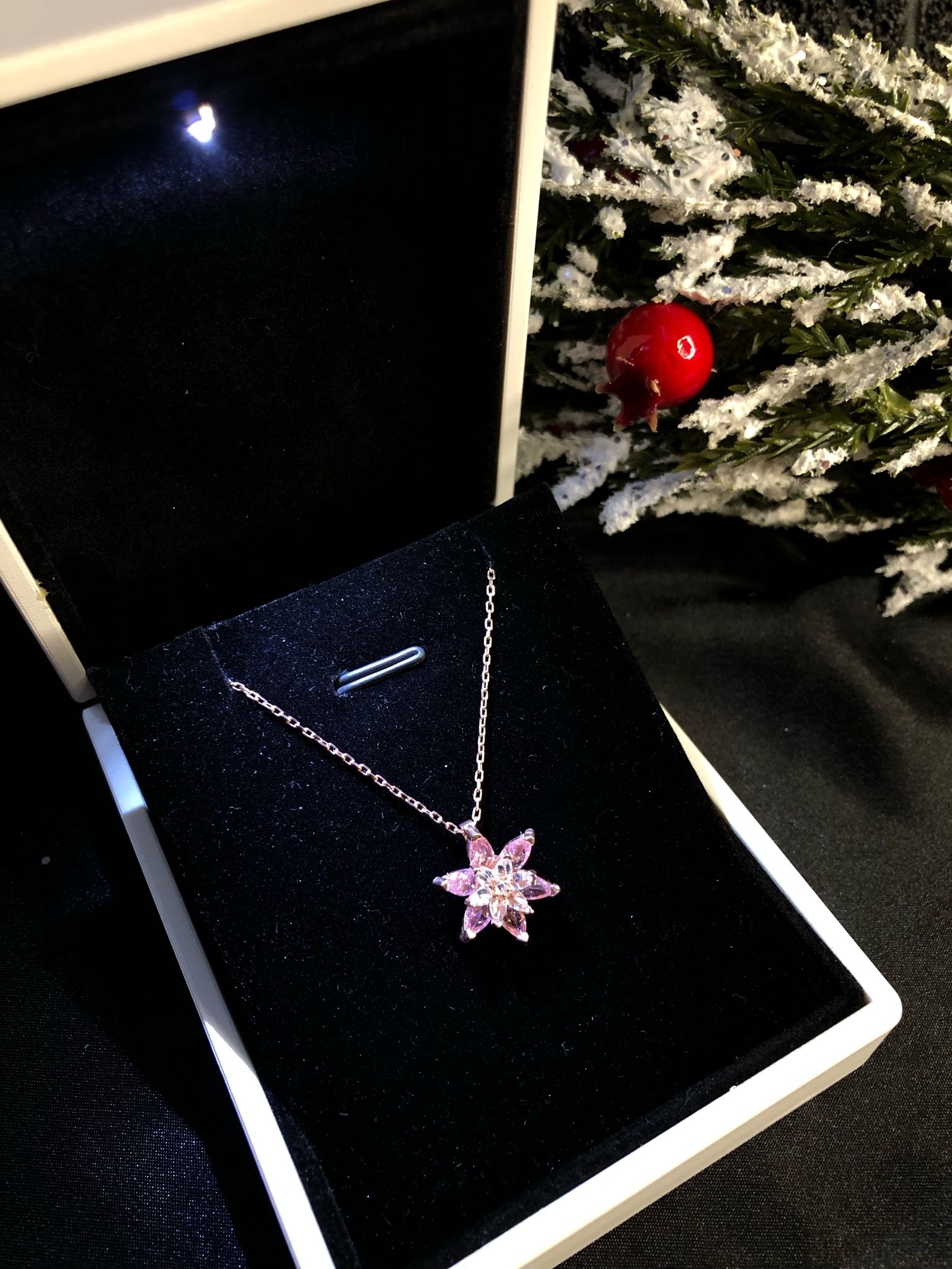  Vog Pembe Taşlı Lotus Çiçeği 925 Ayar Gümüş Sevgiliye,Eşe,Anneye,Arkadaşa Hediye Kolye