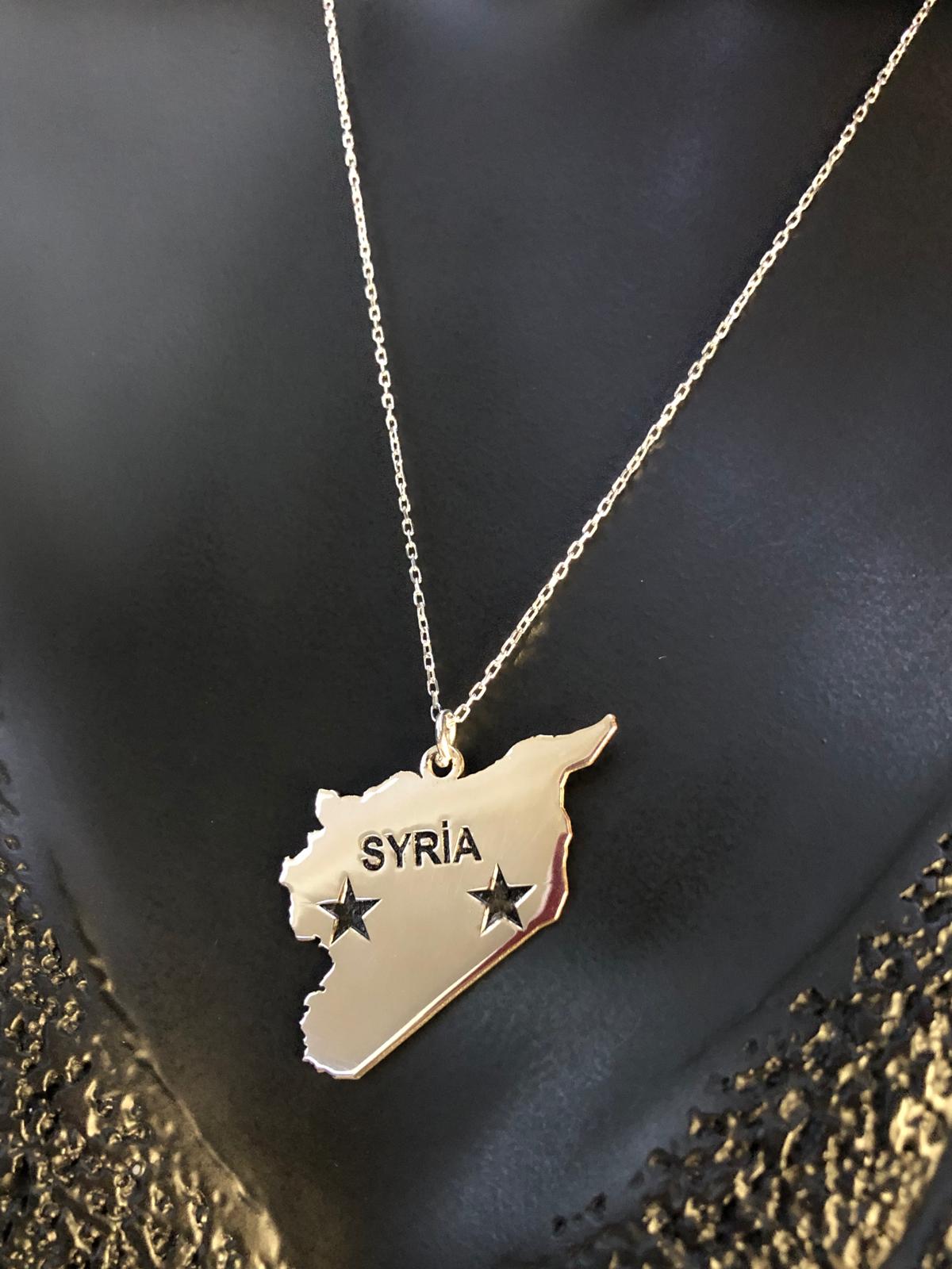Erkek Kadın Gümüş Kolye - Suriye (SYRİA) Haritası Bayrağı Beyaz Renk 925 Ayar Ülke Kolye