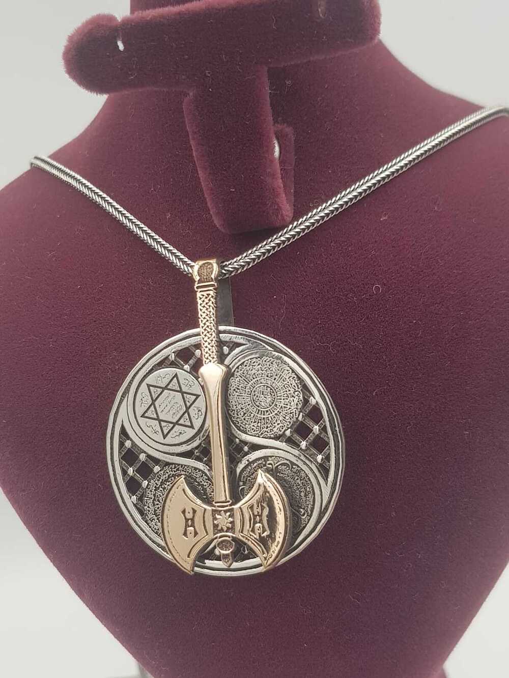 Vog Unisex Balta Figürlü V 5 Dua Yazılı Hz.Süleyman Mühürlü Gümüş Dönen Madalyon Kolye