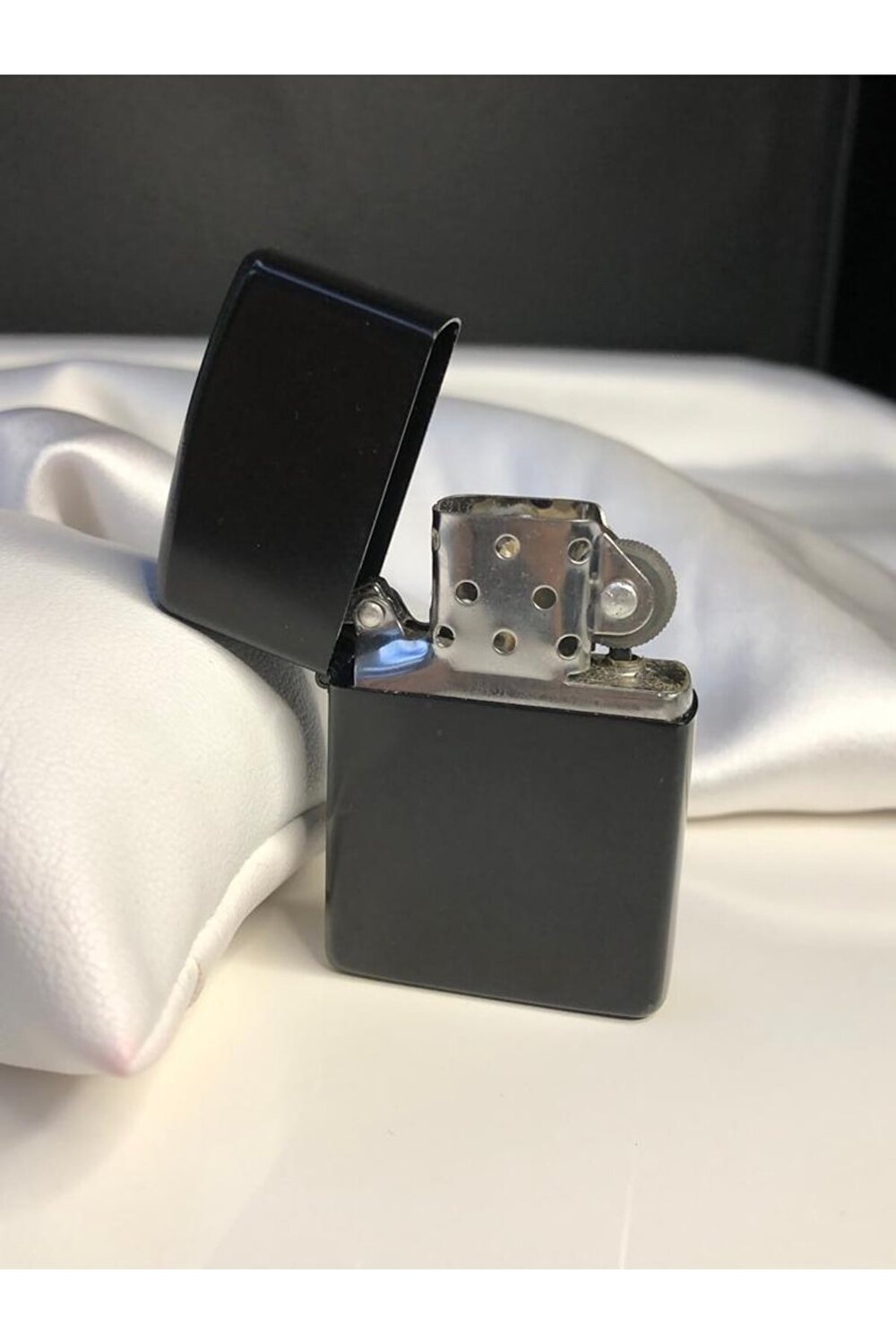 Vog Kişiye Özel Takım Logolu,İsim Yazılan Zippo Modeli Siyah Renk Çakmak Sevgililer Günü Özel Gün