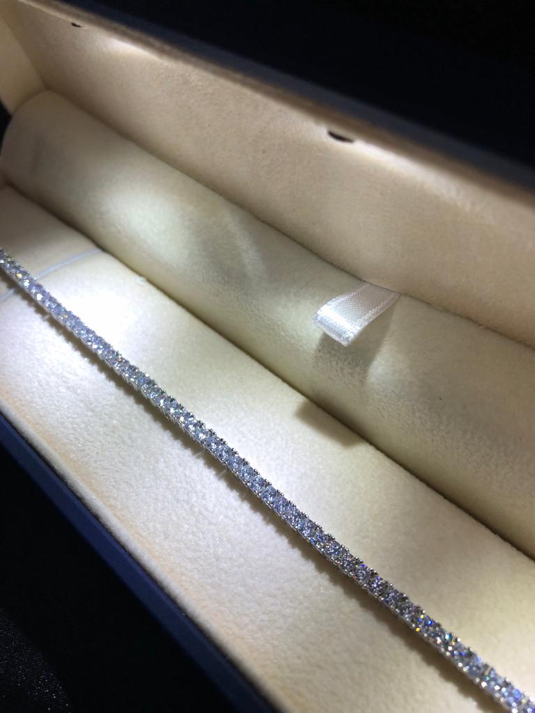 VOG 4 TIRNAK 3.5 MM SU YOLU ZİRCONİA MODEL 925 AYAR GÜMÜŞ BİLEKLİK