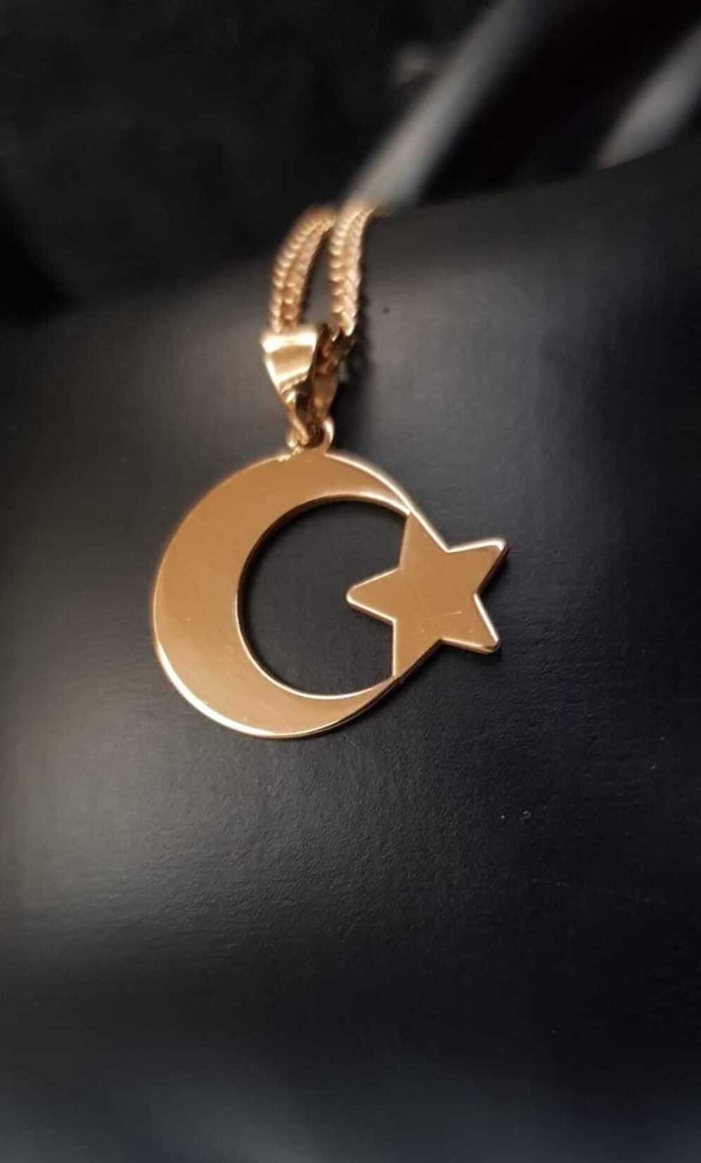 Vog Ay Yıldız Serisi 2.0X 2.0 Ebatlarında Roze Renk Gümüş Kolye Beyaz,Sarı Renk Seçeneği
