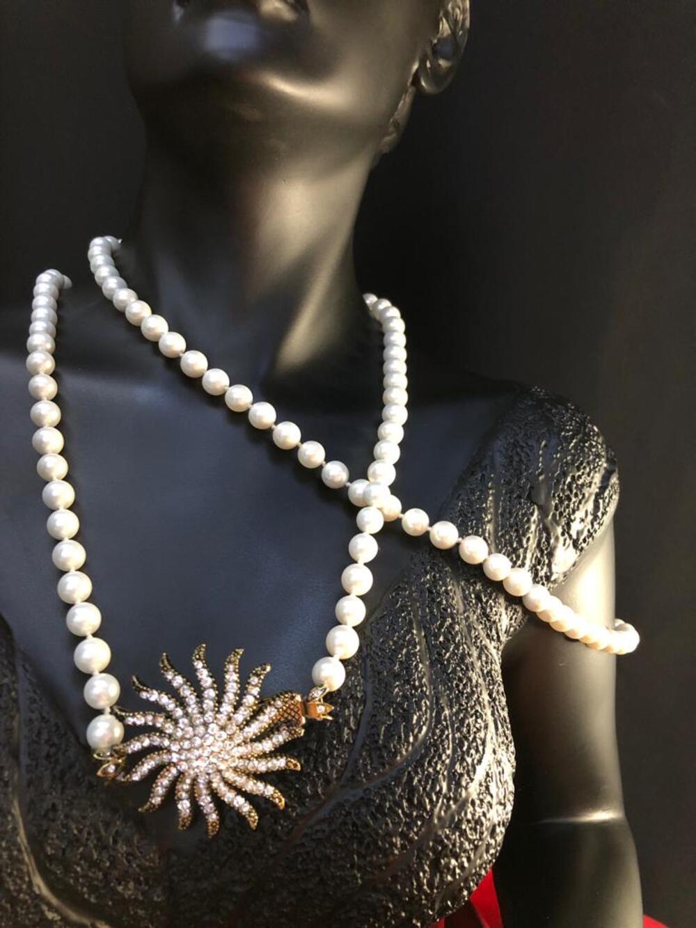 Vog Bijuteri Elmas Montür İnci Model Dizaynlı Şık Tasarım El Işi Kolye (choker)