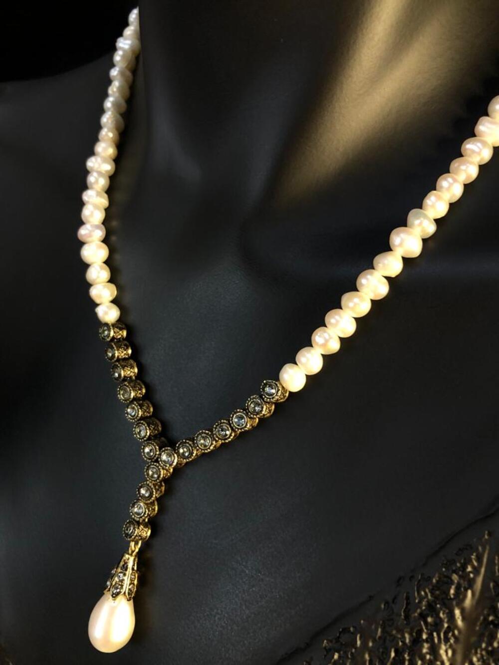 VOG BİJUTERİ İNCİ DİZAYN ŞIK TASARIM EL İŞİ KOLYE (CHOKER)