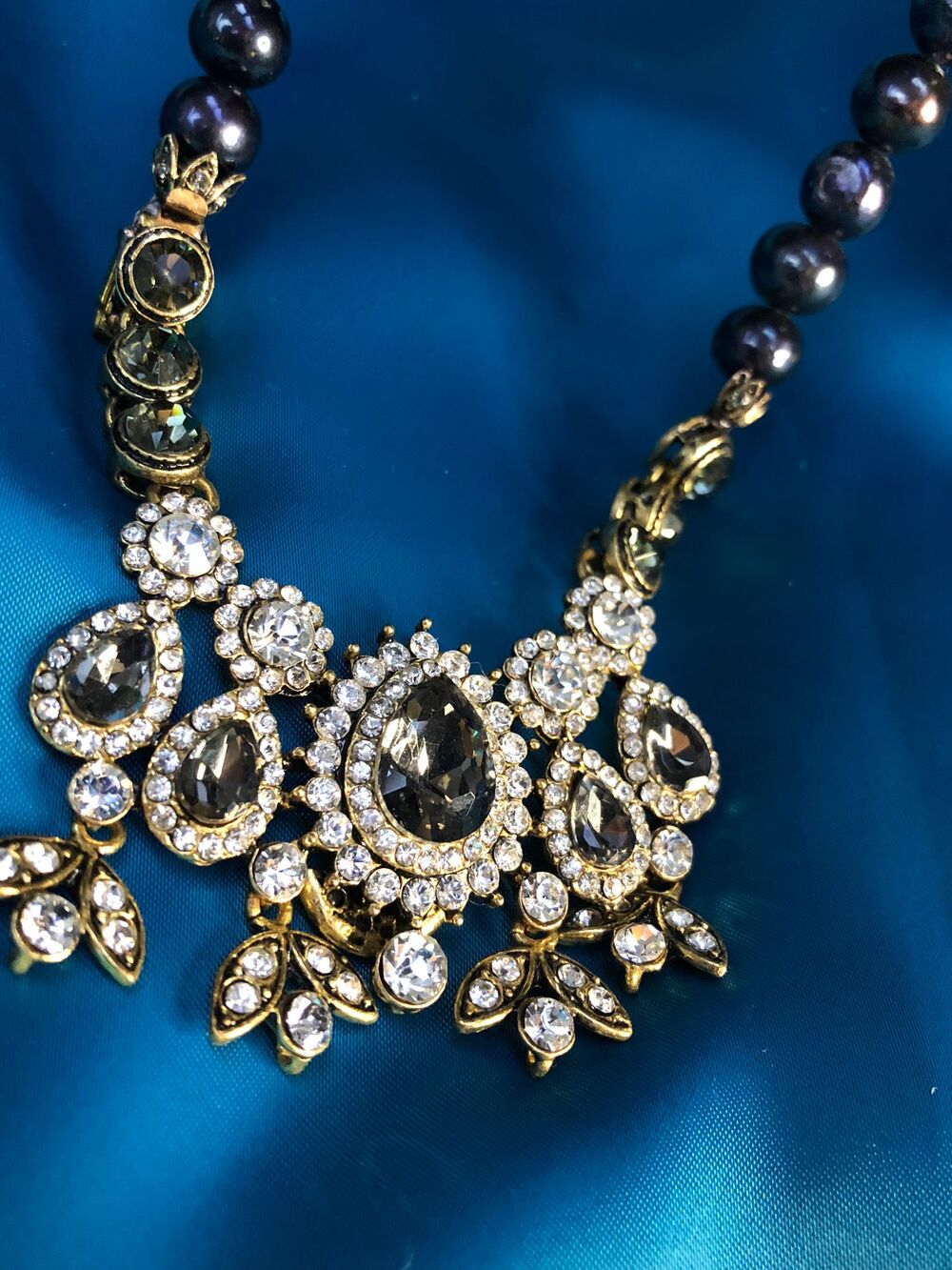 Vog Bijuteri Siyah İnci Dizayn Şık Tasarım El İşi Kolye (CHOKER)