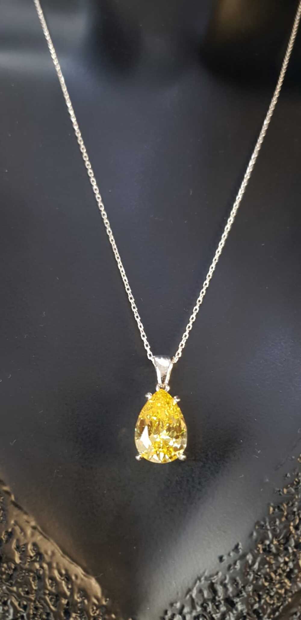 Vog Damla Kesim Sitrin Topaz 925 Ayar Gümüş Kolye