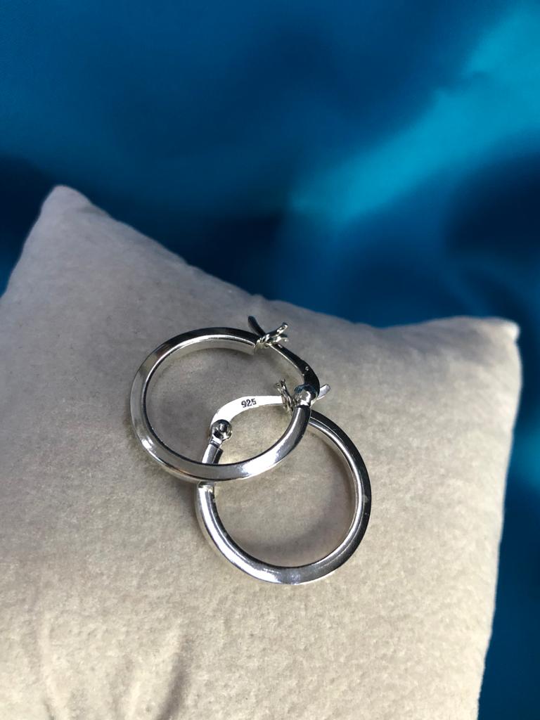 VOG HALKA TASARIM YUVARLAK KÜPE 925 AYAR GÜMÜŞ BEYAZ RENK KÜPE YEŞİL,ROZE RENK SEÇENEĞİ