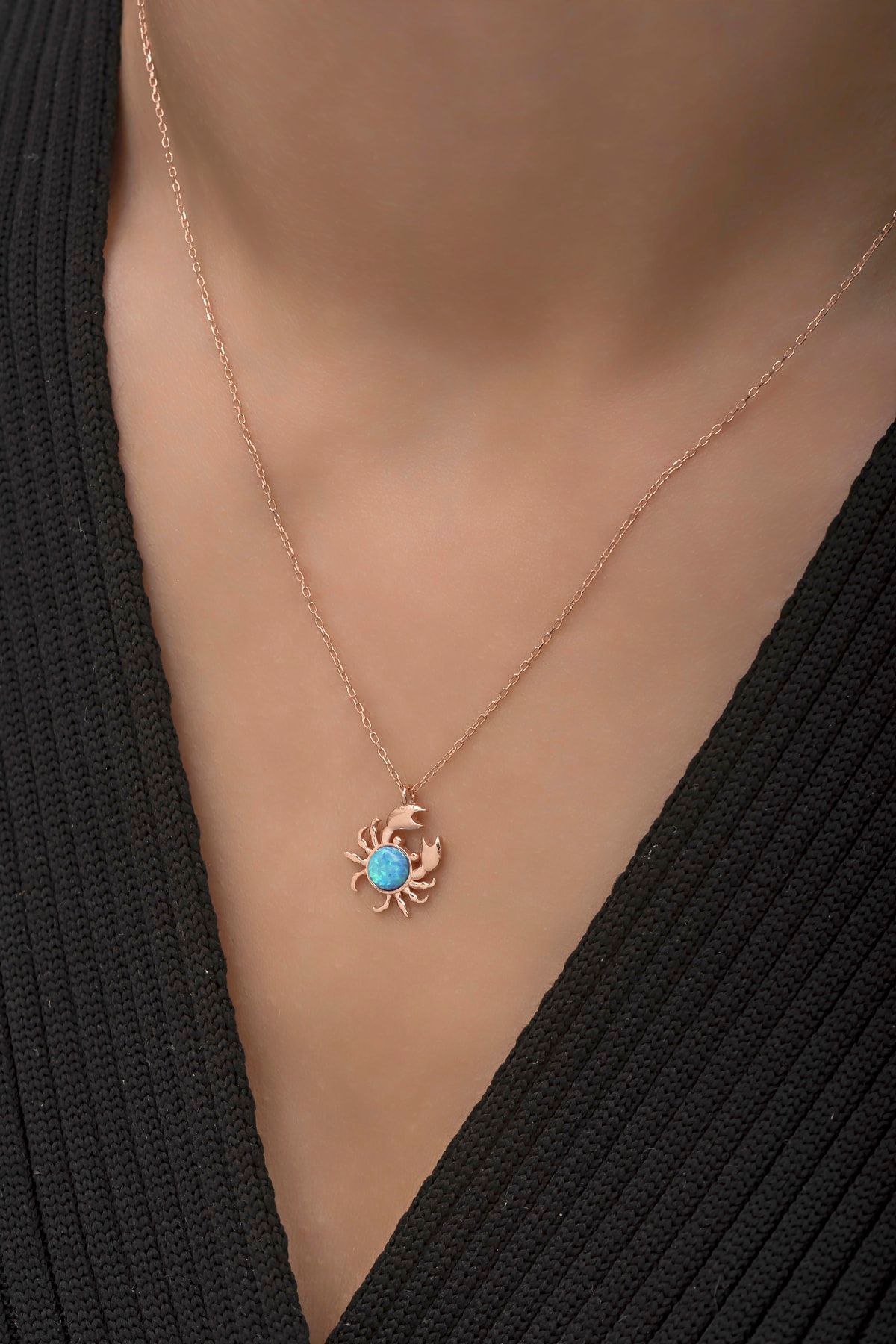 Vog Kadın 925 Ayar Gümüş Mavi Opal Taşlı Yengeç  Roze Renk Kolye Yeşil,Beyaz Seçeneği