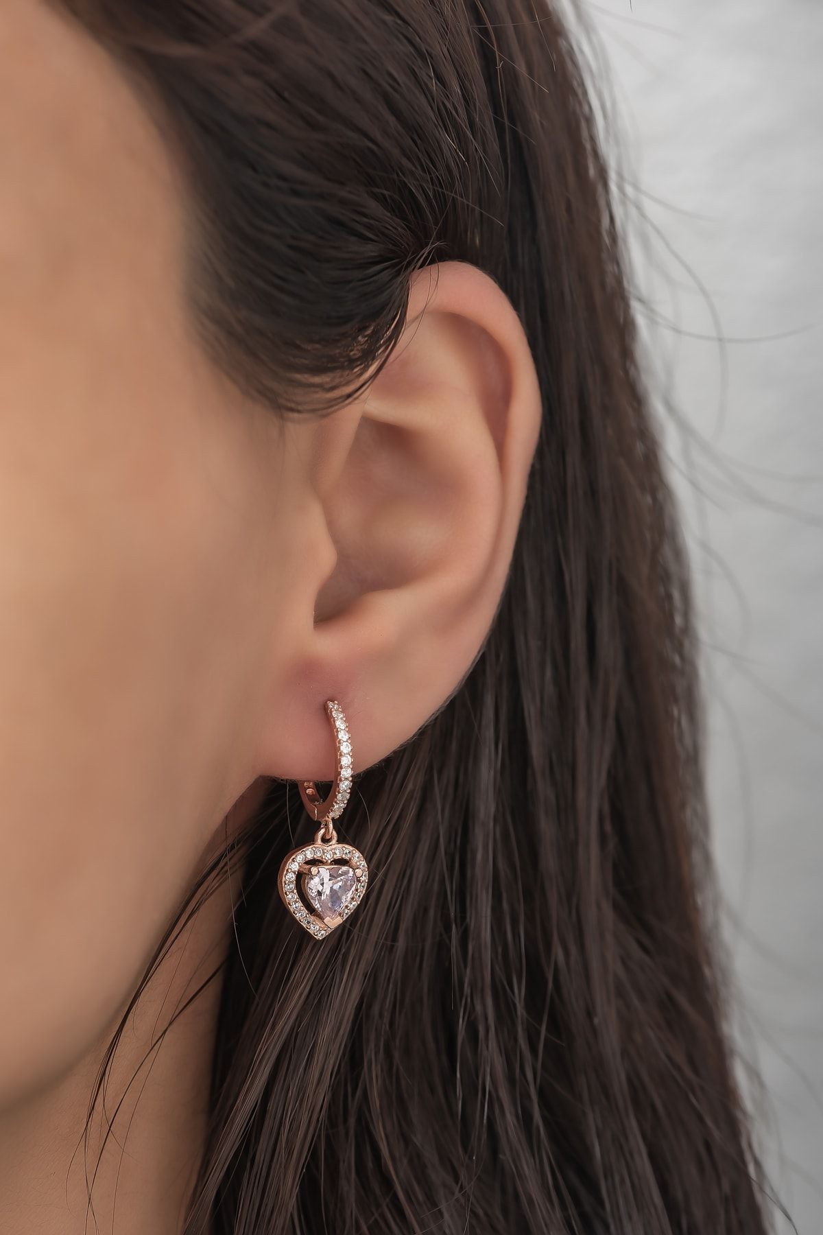 Vog Kadın 925 Ayar Gümüş Pembe Taşlı Kalp Model Roze Renk Küpe