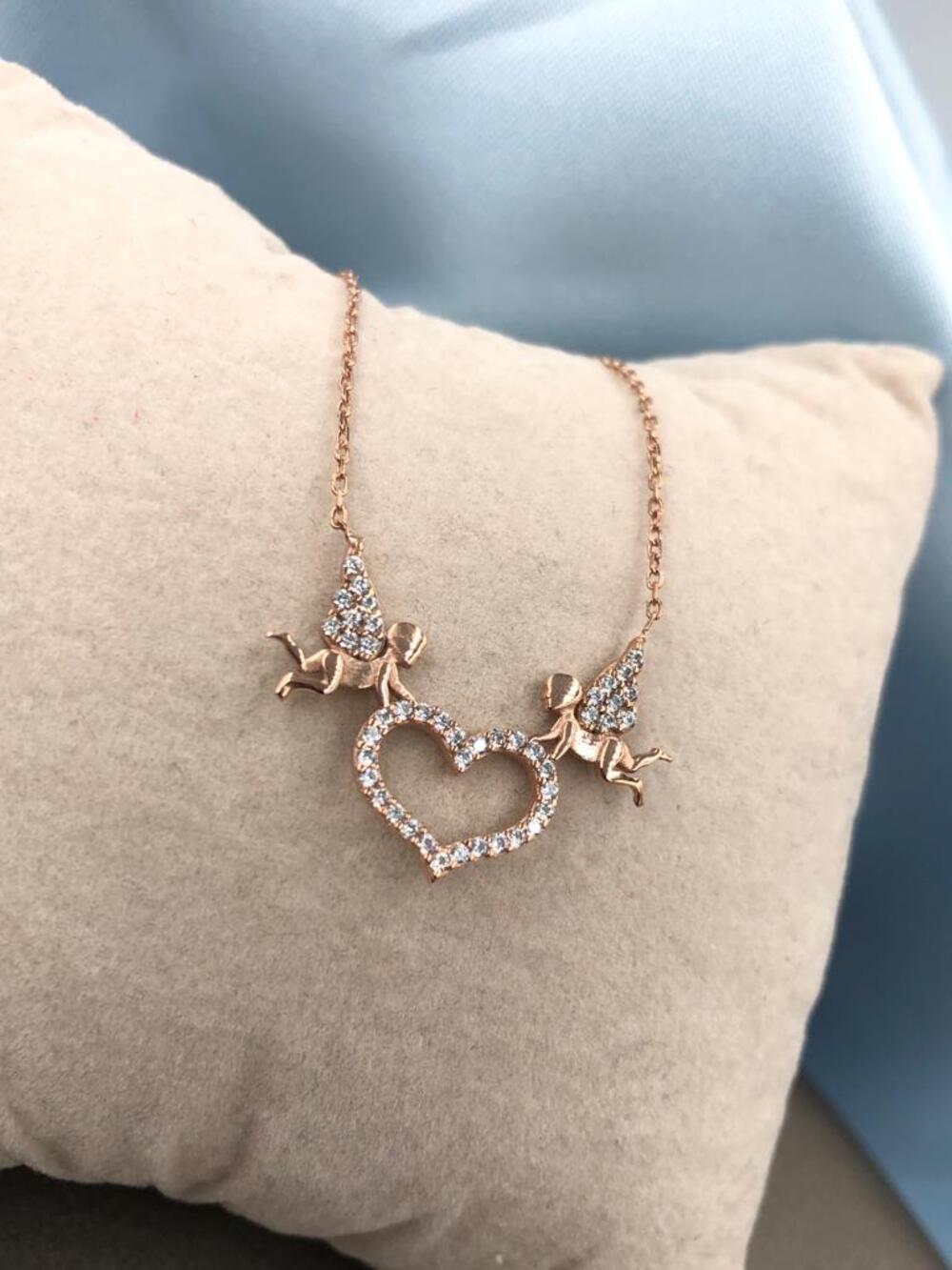 Vog Kalp ve İki Melek 925 Ayar Rose Renk GümüşKolye