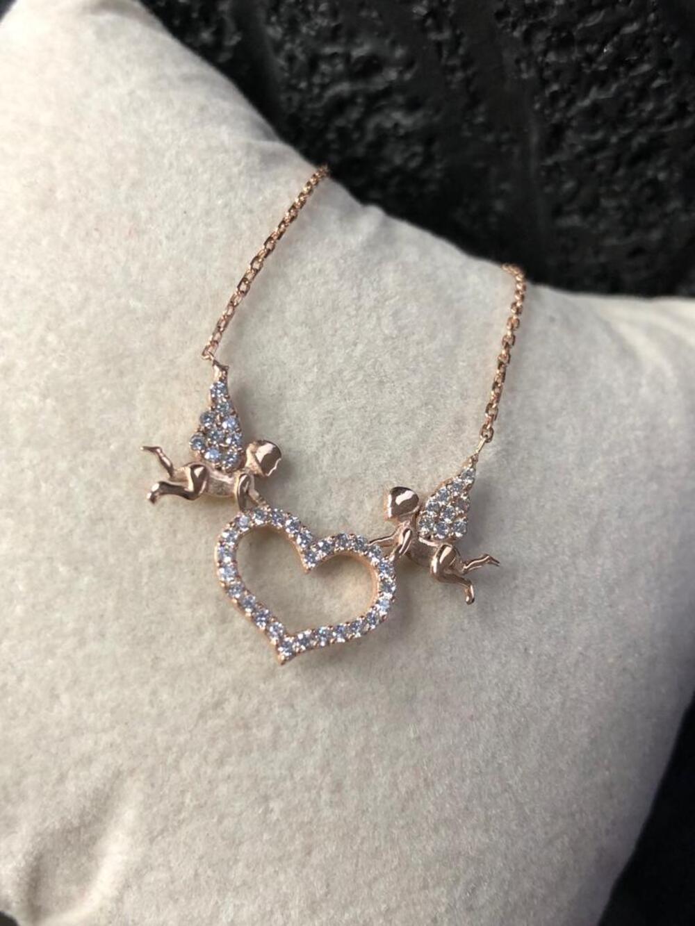 Vog Kalp ve İki Melek 925 Ayar Rose Renk GümüşKolye