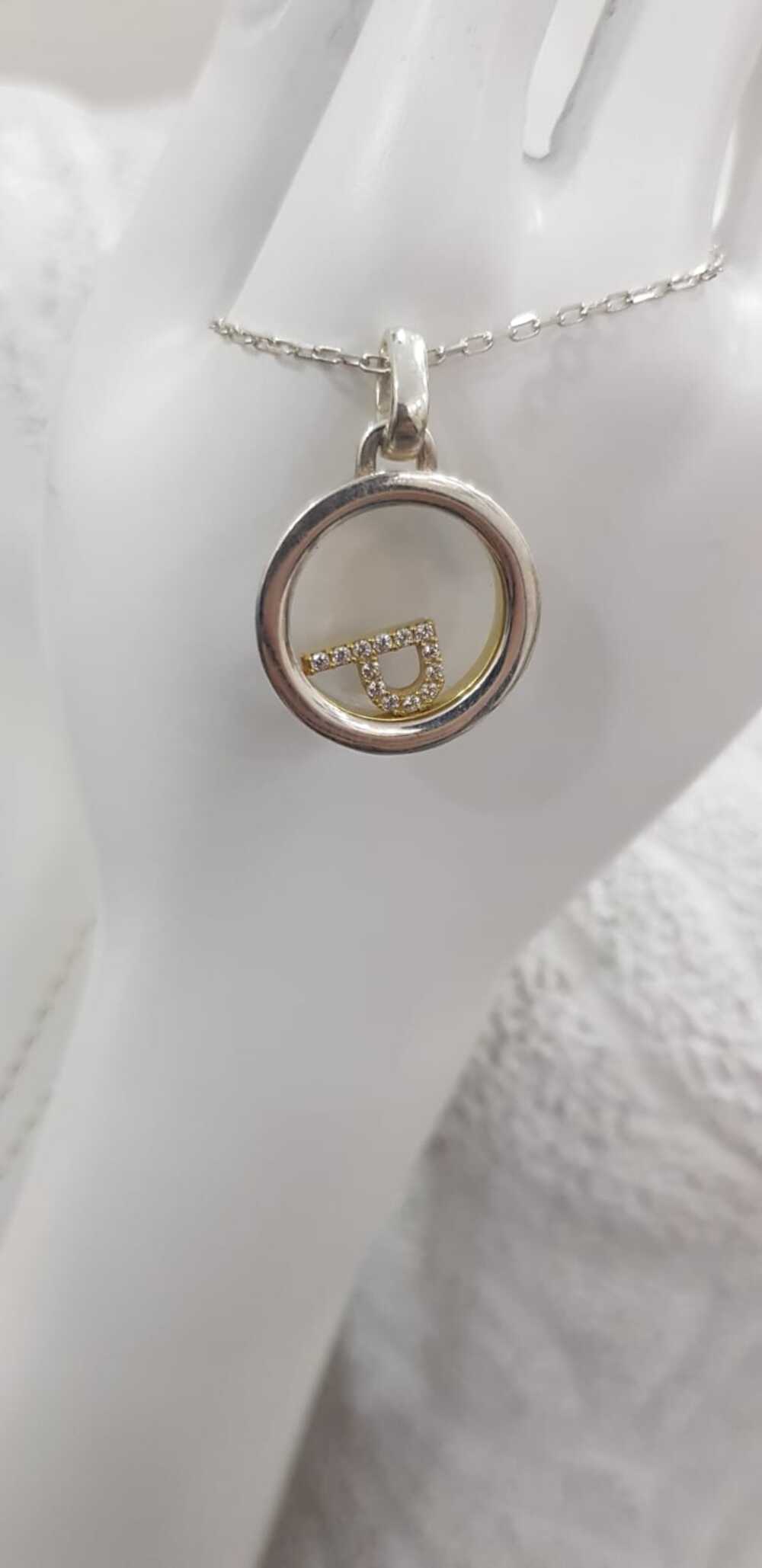 Vog Kişiye Özel Chopard Cam Fanus (P) Harf Beyaz Renk  925 Ayar Gümüş Kolye SarıI,Roze Renk Seçeneği
