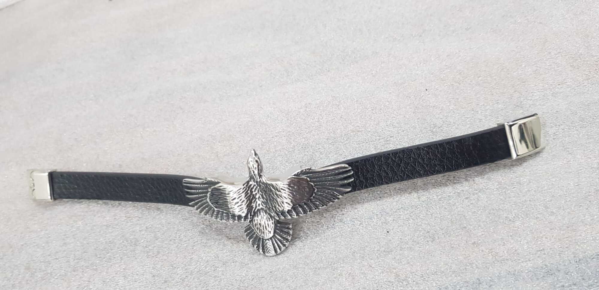 VOG KİŞİYE ÖZEL İSİM YAZILABİLEN KARTAL(EAGLE)SİYAH DERİ KORDONLU ÇELİK BİLEKLİK