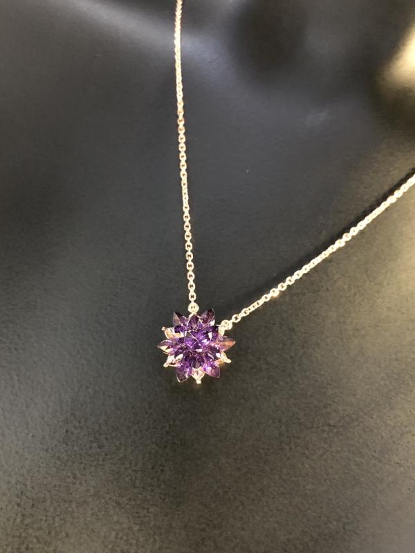 Vog Lotus Çiçeği Ametist Taşlı Anneye,Sevgiliye,Arkadaşa 925 Ayar Gümüş Roze Renk Kolye