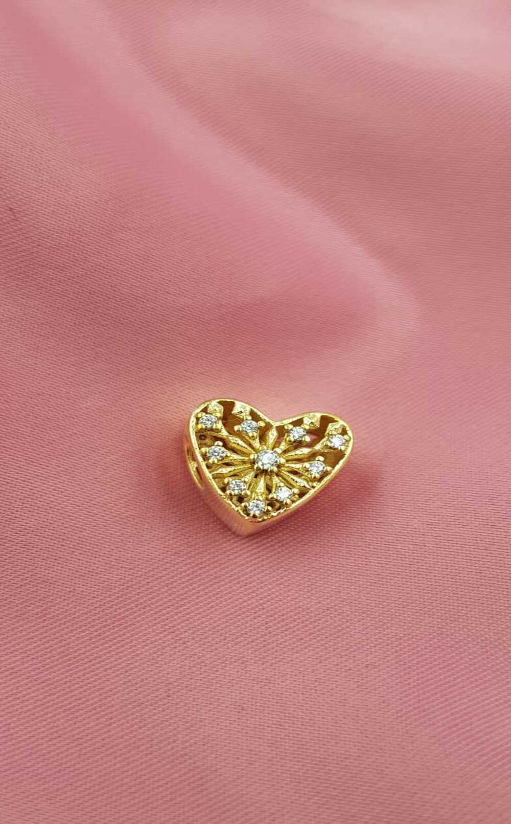 Vog Pandora’s Charm’s Kalp Tasarım Taş Detay 925 Ayar Gümüş Charms