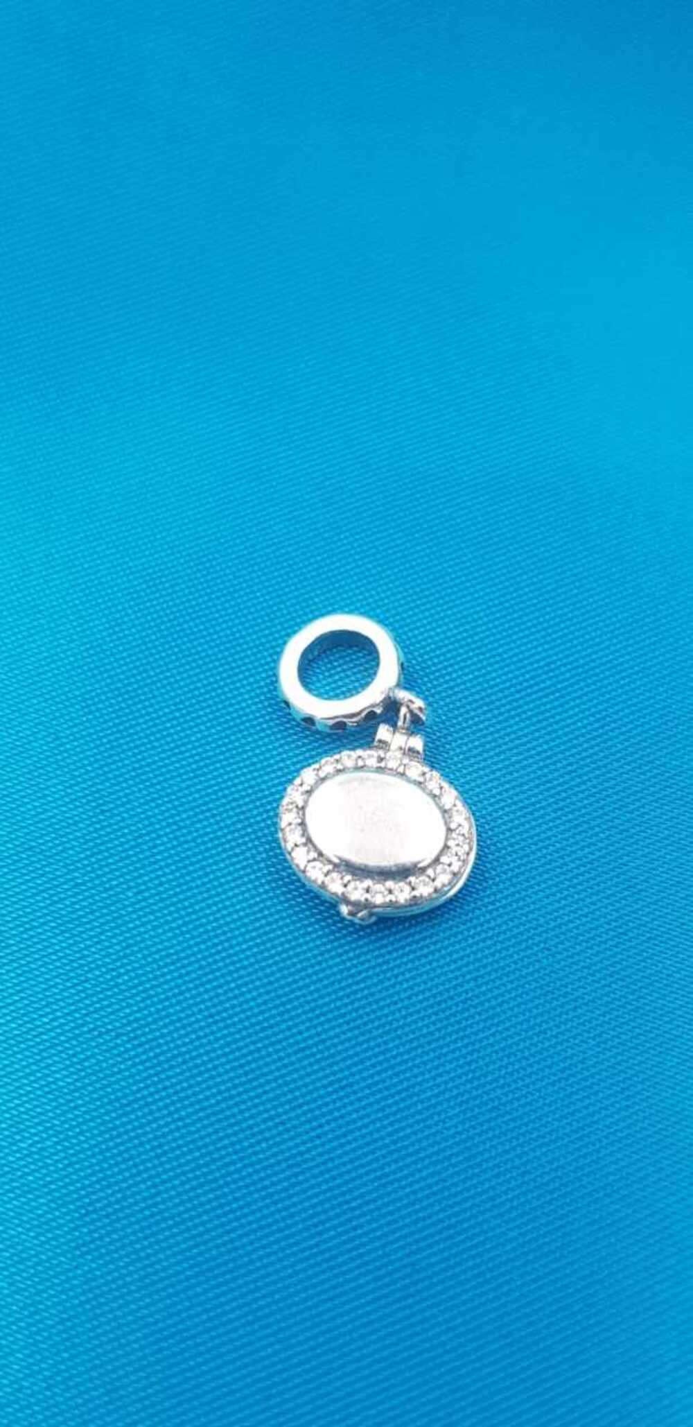 Vog Pandora’s Charm’s Kişiye Özel Aynalı Görünüm Makyaj Malzemesi 925 Ayar Gümüş Charms