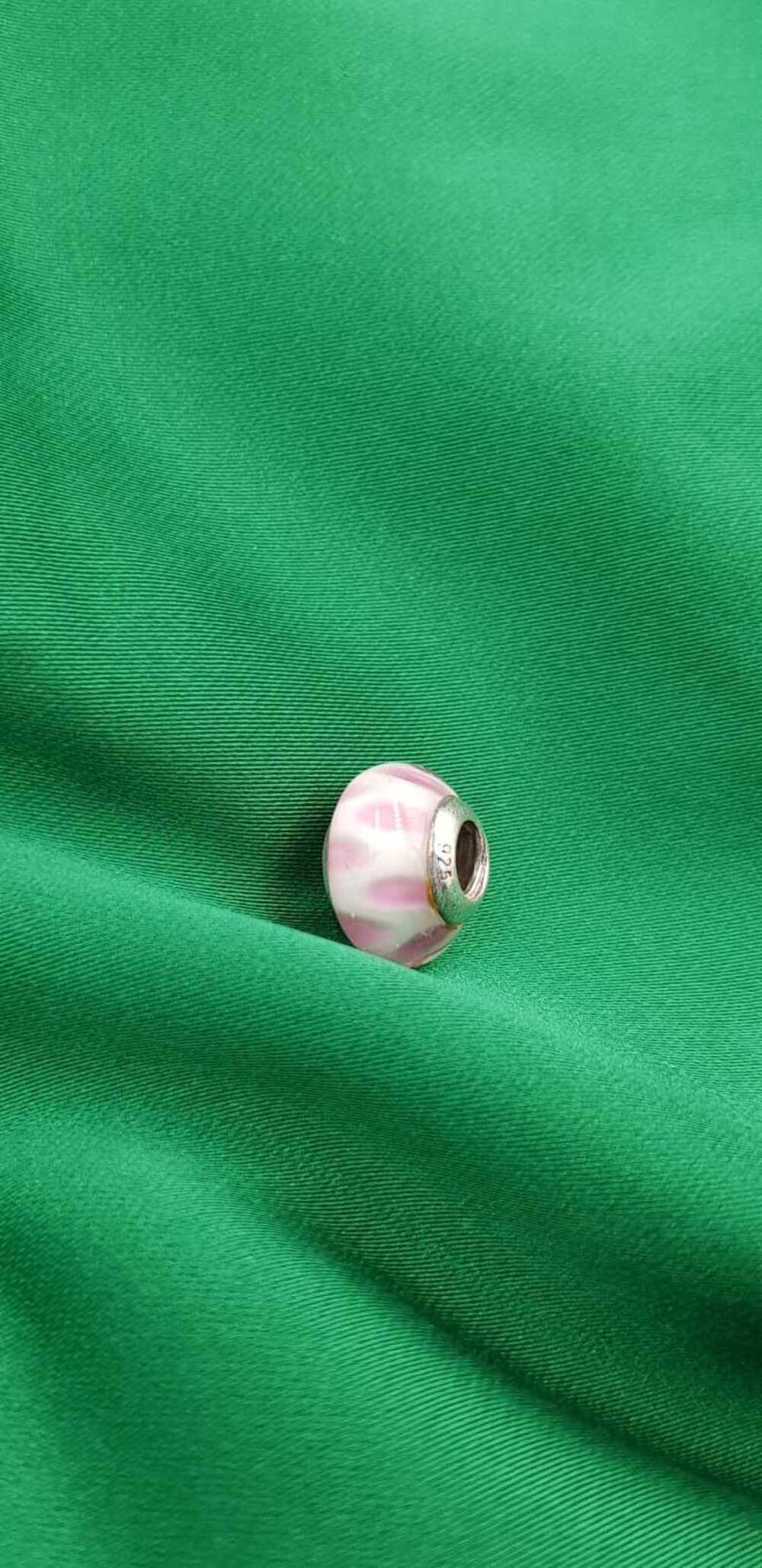 Vog Pandora’s Charm’s Pembe-Beyaz  Renkli Murona Cam 925 Ayar Gümüş Charms