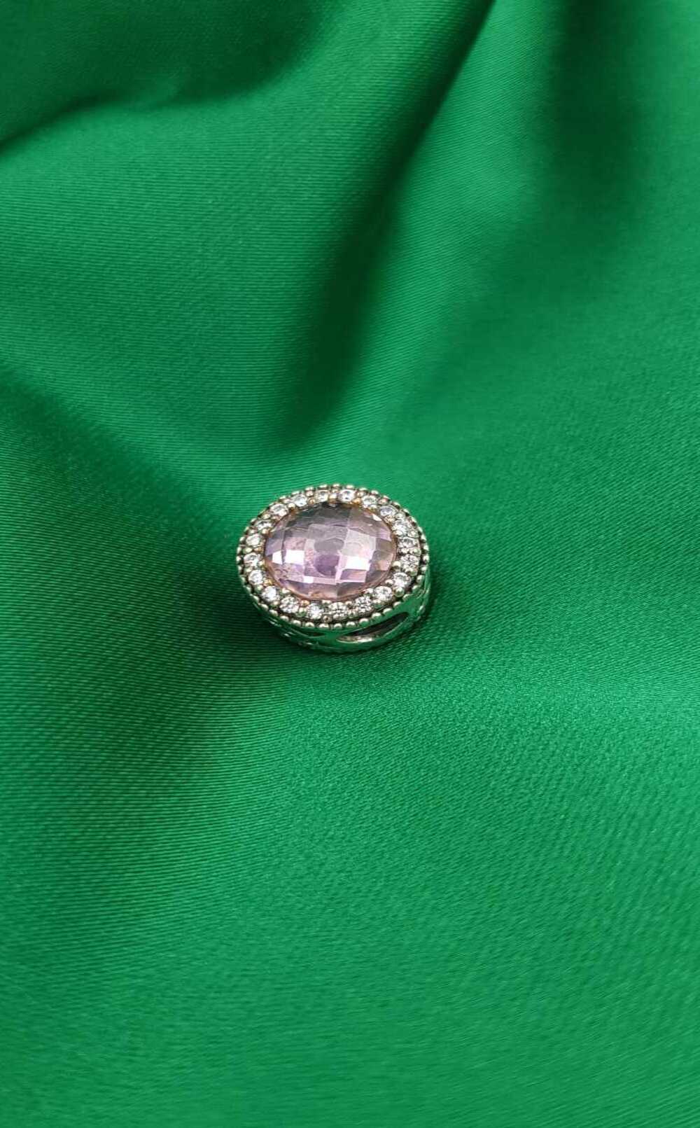 Vog Pandora’s Charm’s Pembe Faset  Kesim Taşlı 925 Ayar Gümüş Charms