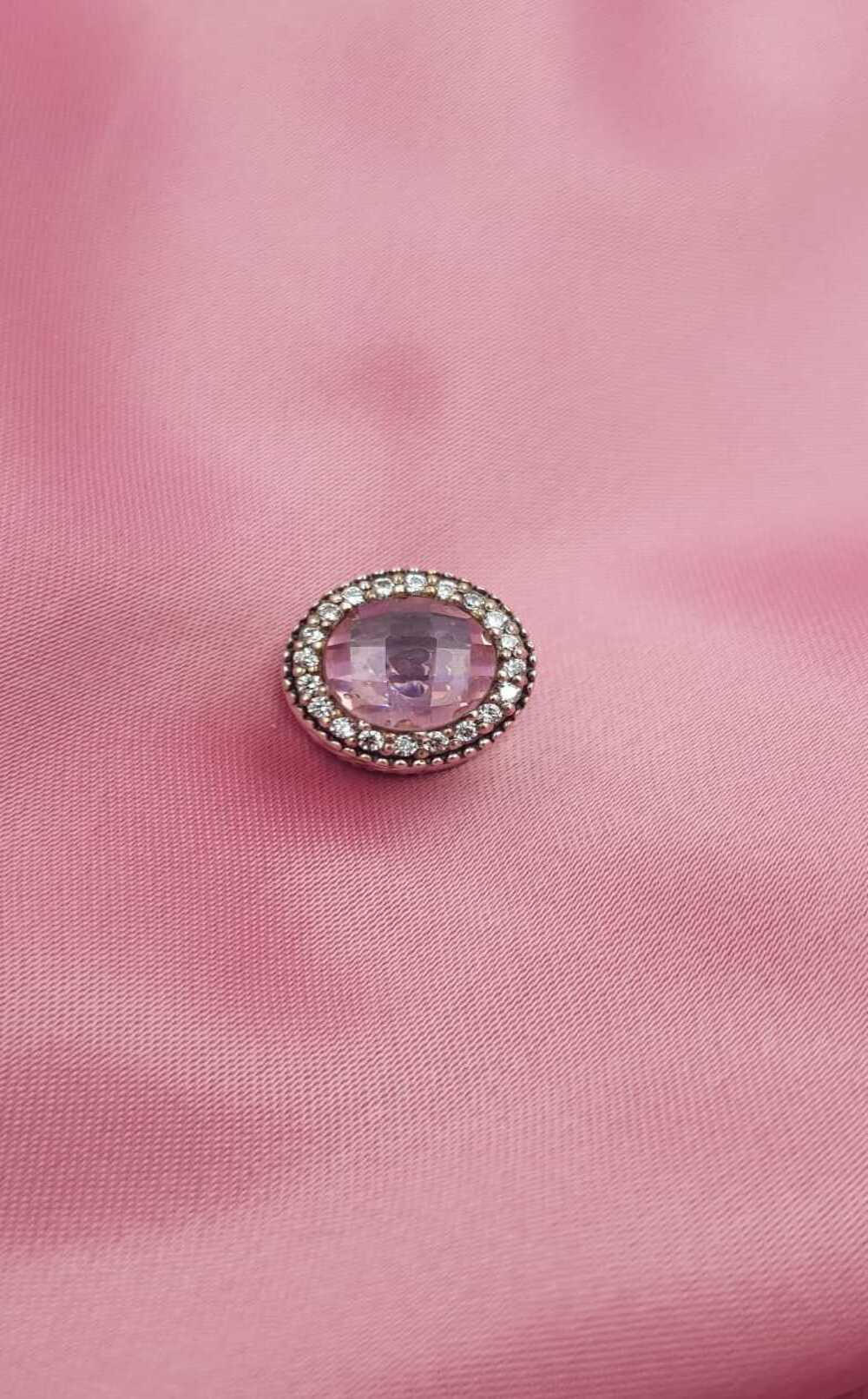 Vog Pandora’s Charm’s Pembe Faset  Kesim Taşlı 925 Ayar Gümüş Charms