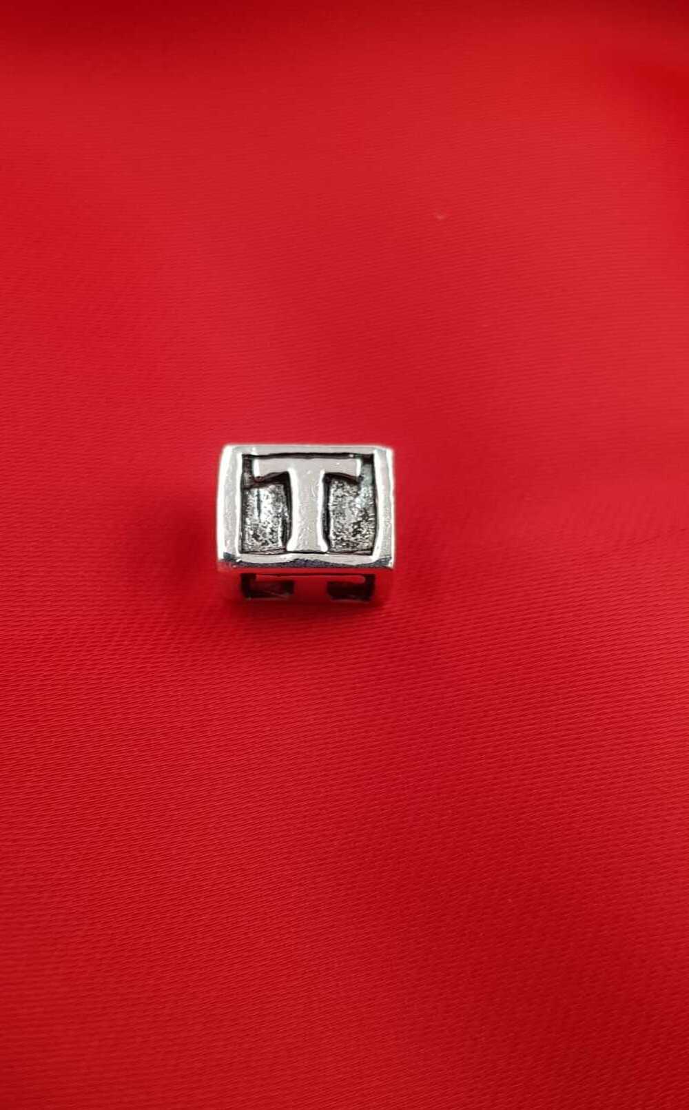 Vog Pandora’s Charm’s (T) Harf Detaylı 925 Ayar Gümüş Charms